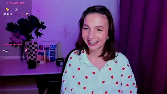 KindHazelHere_ webcam