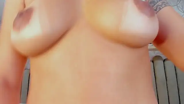 katherine_glow live cam on StripChat