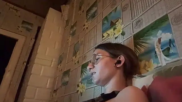 SparkleJebb live cam on StripChat
