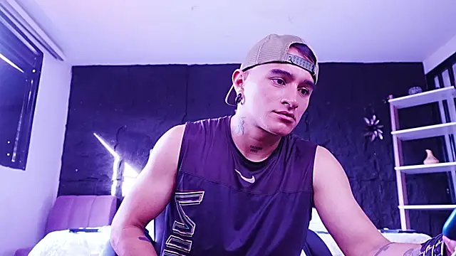 LiamDeep webcam