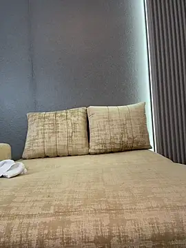 carolina_novoa (F milf) - tight and creamy pussy