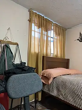 latinfemale webcam