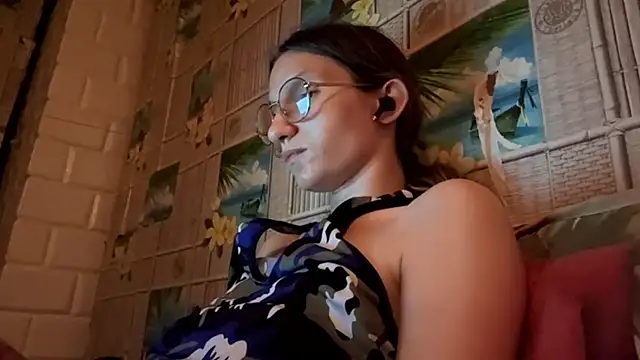 SparkleJebb webcam