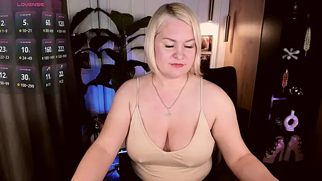 YolandaKiss
