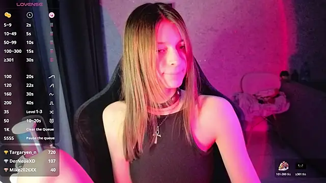 kitti_sweett live cam on StripChat