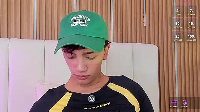 tomy_rox (M young) - suck cock show