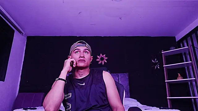 LiamDeep webcam