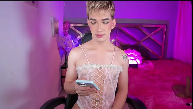Cherry_zayden_ webcam