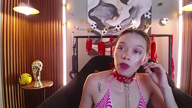 Doll4anall webcam