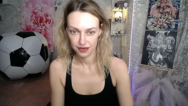 NickyAdamidi webcam