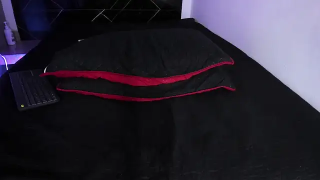 Adrian_Wolf webcam