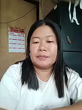 Lovelywoman43 webcam