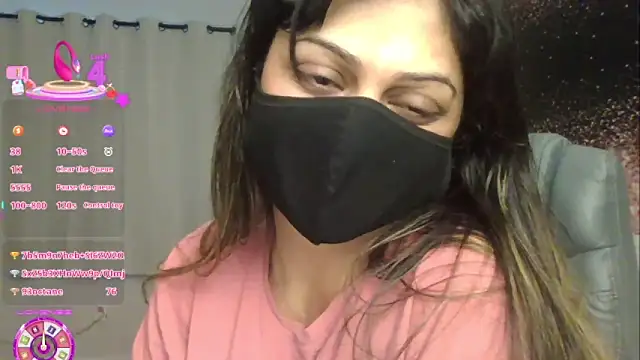 VoluptuousGoddess webcam