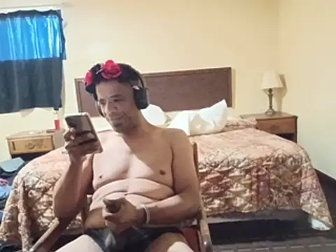 TJ_Freaky_Skigh webcam
