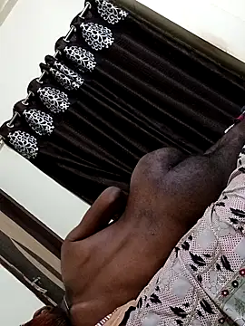 Chocolate_stud10 webcam