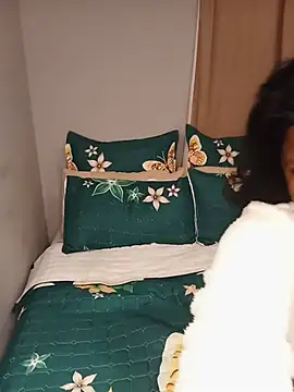 cutiepussychubby webcam