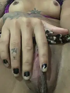 Milly96 webcam