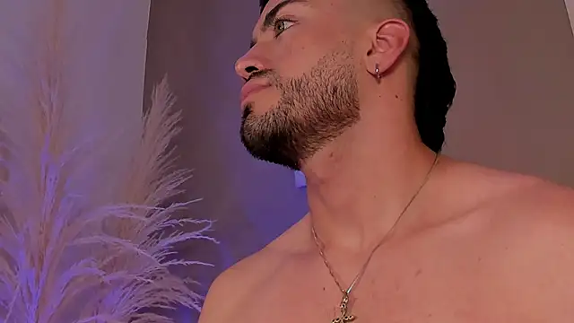 Alexander_Diazz webcam