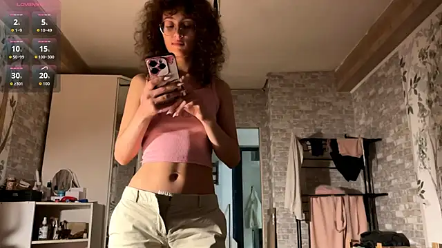 CurlyWinx webcam