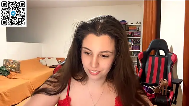 SweetFenomen67 webcam