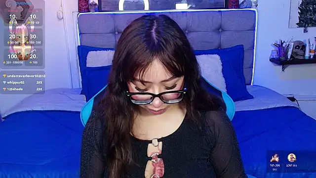 Kata_Bigboobs webcam