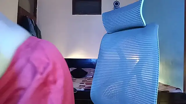 YourDesi_Laila_