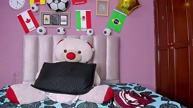 ORIANNA_21 webcam