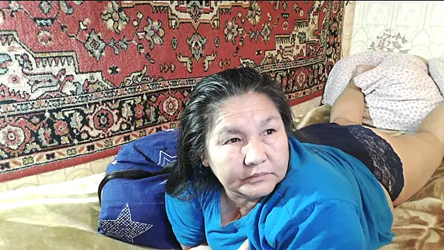 Zulfiya_Bruce webcam