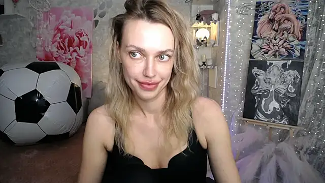 NickyAdamidi webcam