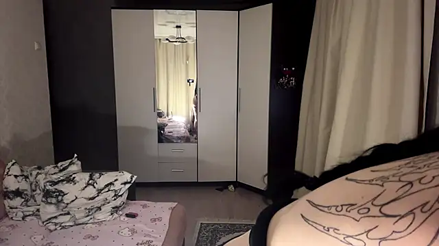 sasavurhi25 webcam