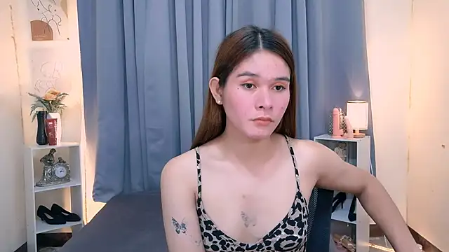 Mimi_Mckinley webcam