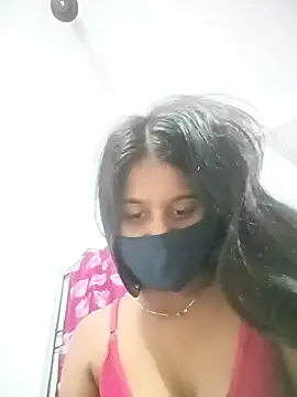 Shaniya03 live cam on StripChat