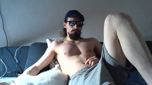 kaelnox - KaelNox's free webcam - UK Sex Cams