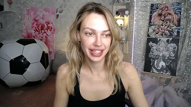NickyAdamidi webcam