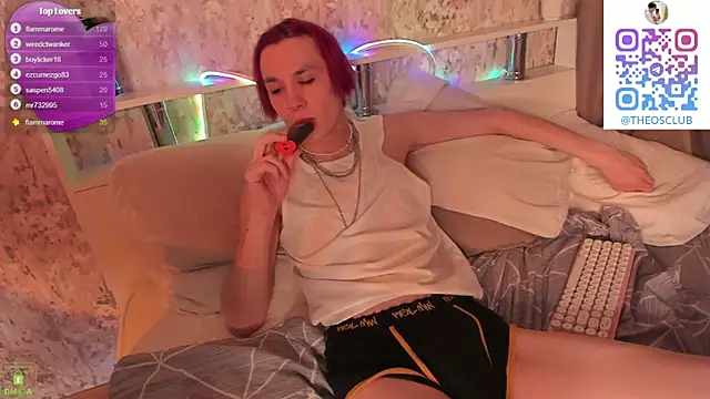 SolarFringe live cam on StripChat