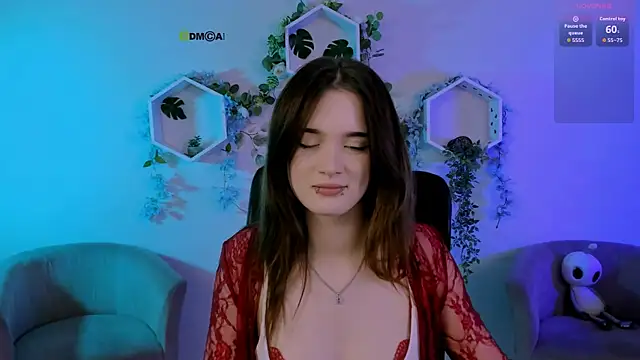 liana_kisses webcam