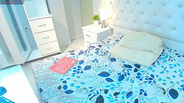 Lindacarterr_ webcam
