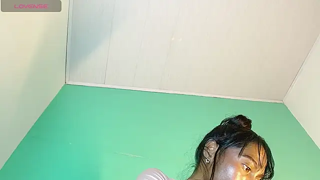 avaleri_cherry webcam