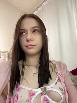 MiraXS live cam on StripChat