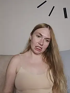 KisaVixen live cam on StripChat