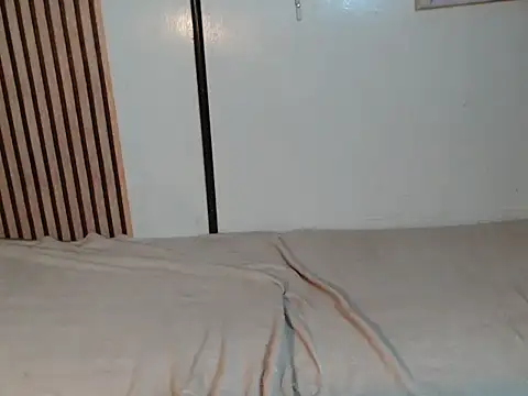 RED_DIAMOND777 webcam