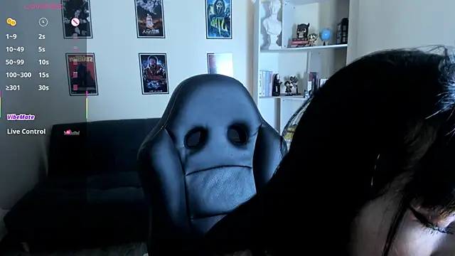 Ravenelle_ webcam