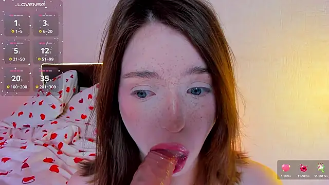 lexxxxxxi webcam