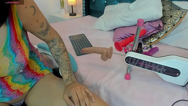 Valery_jame live cam on StripChat