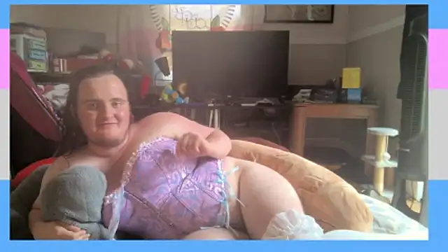 knottyn3bulara live cam on StripChat