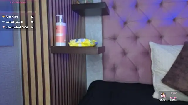 amber__moon1 webcam