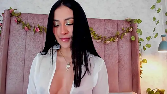 AnyaJay live cam on StripChat