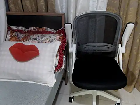 BigCOCK_Victoria69