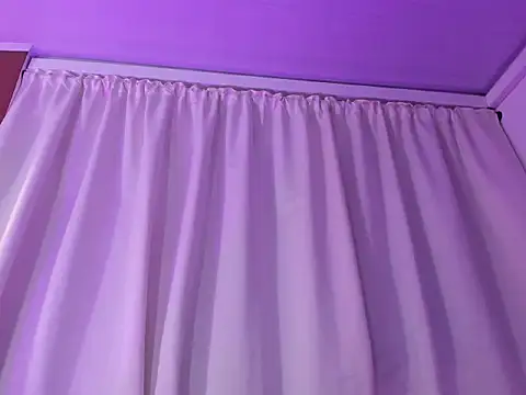 Ambarbrownn___ live cam