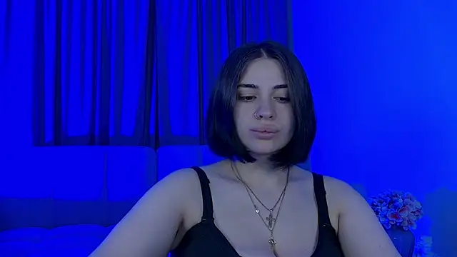 AdrianaToress webcam